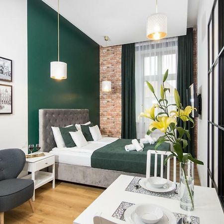 Beautiful Cracow Apartments By Cozyplace Krakow Dış mekan fotoğraf