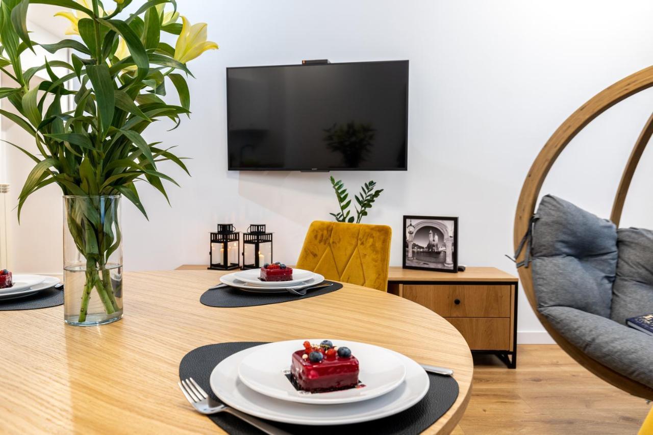 Beautiful Cracow Apartments By Cozyplace Krakow Dış mekan fotoğraf