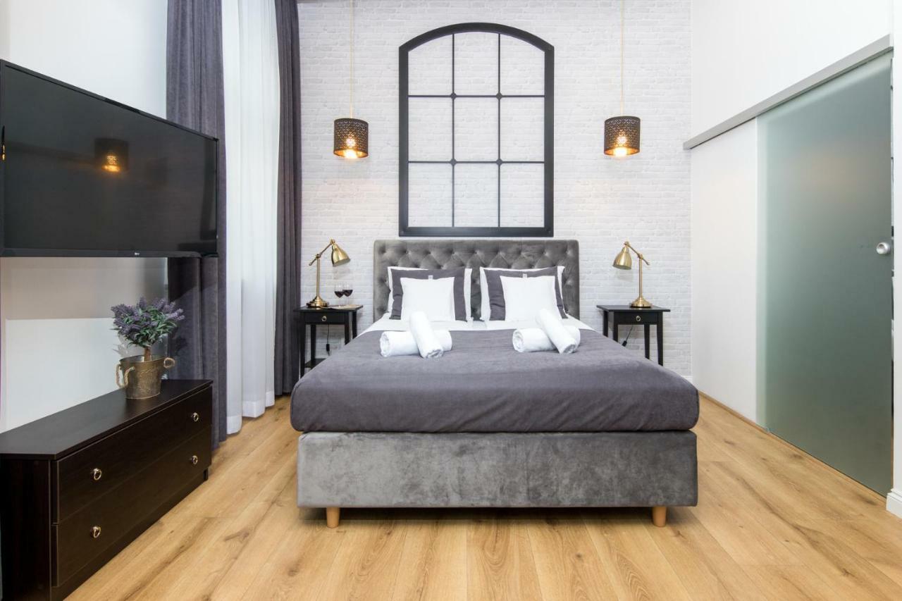 Beautiful Cracow Apartments By Cozyplace Krakow Dış mekan fotoğraf