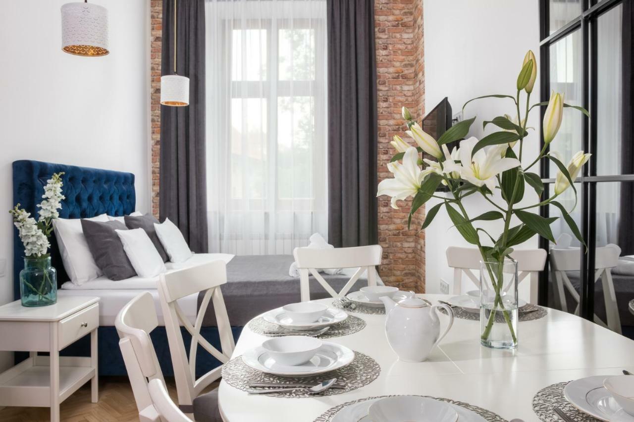 Beautiful Cracow Apartments By Cozyplace Krakow Dış mekan fotoğraf
