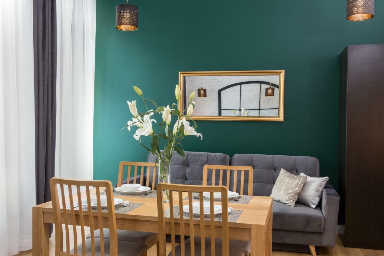 Beautiful Cracow Apartments By Cozyplace Krakow Dış mekan fotoğraf