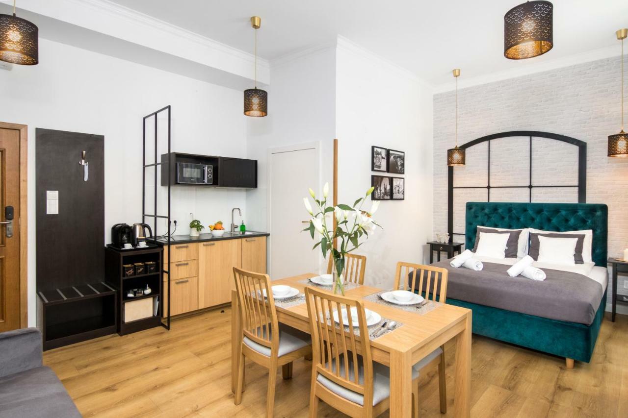 Beautiful Cracow Apartments By Cozyplace Krakow Dış mekan fotoğraf