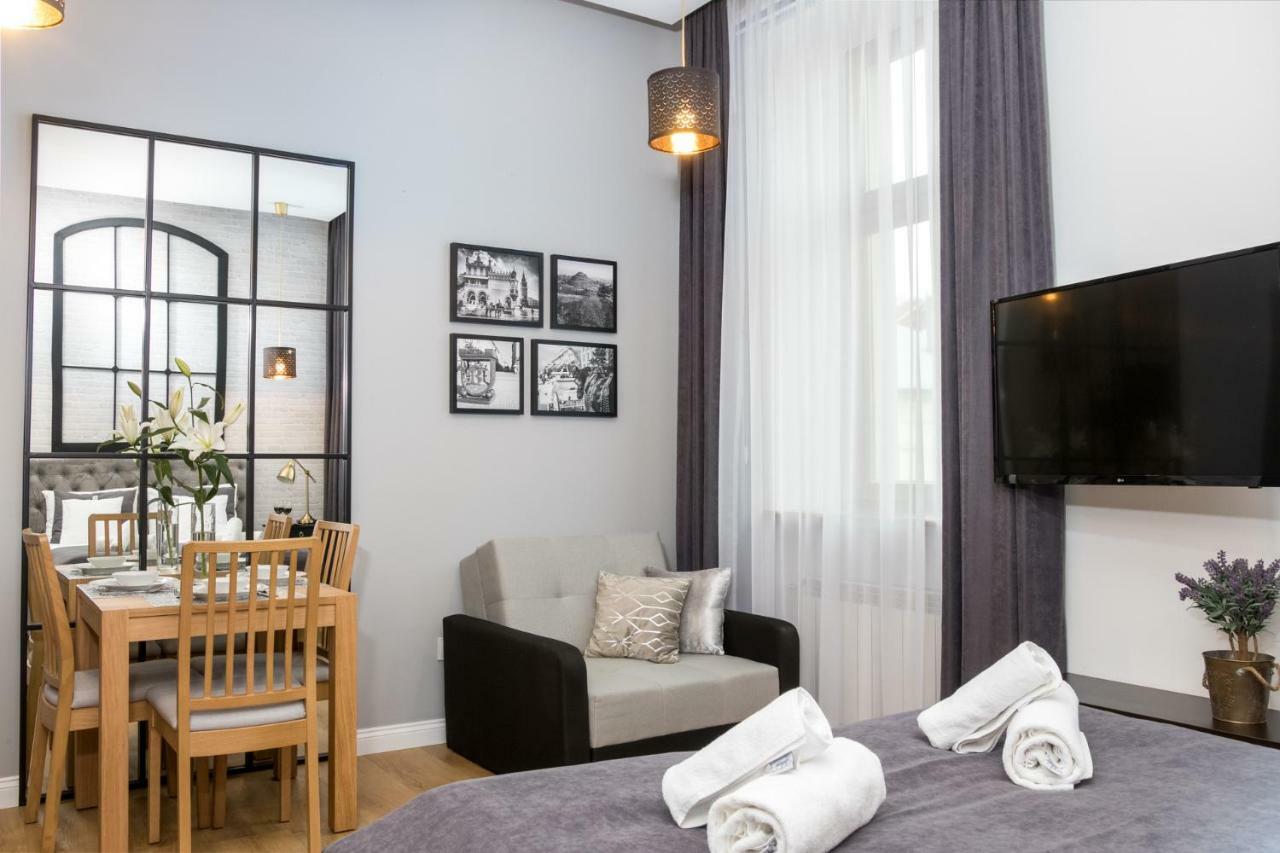 Beautiful Cracow Apartments By Cozyplace Krakow Dış mekan fotoğraf